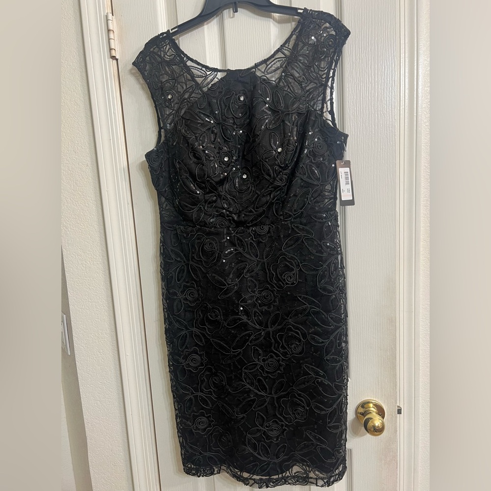 NWT Ignite Evenings women’s Black Lace sequin Sheath party Dress size 10